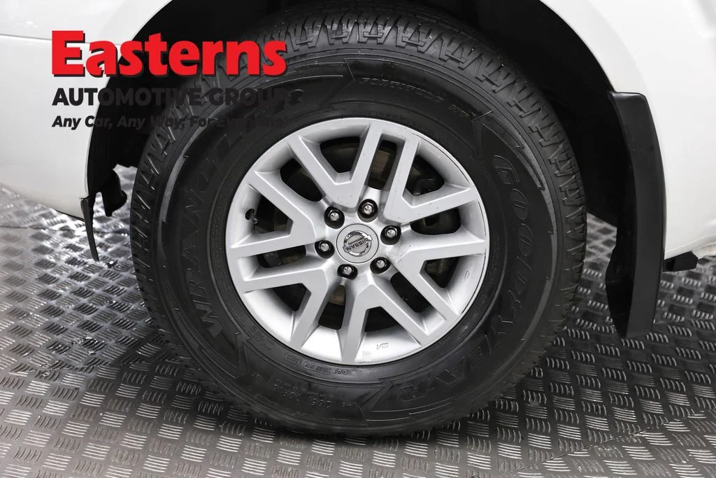 Used 2021 White Nissan SV image 30
