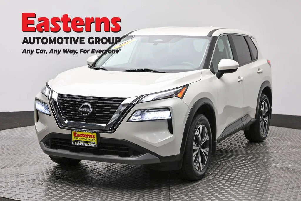 Used 2023 White Nissan SV image 1