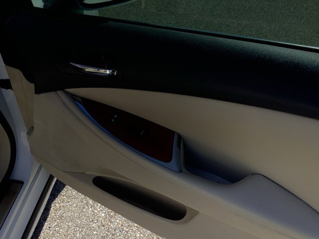 2010 Lexus ES 350 - Photo 19