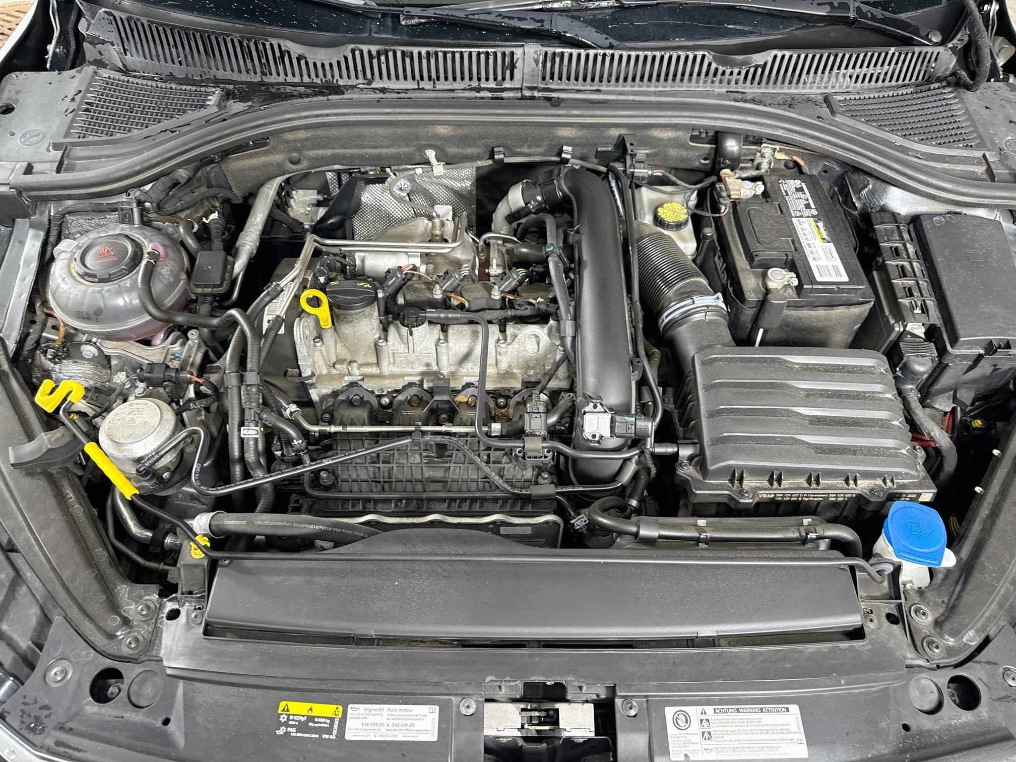 Used 2020 Platinum Gray Metallic Volkswagen SEL image 32