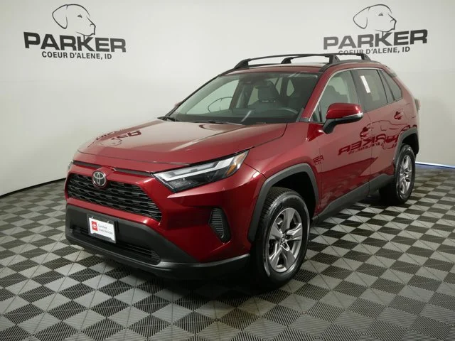 2023 Toyota RAV4 XLE AWD's photo