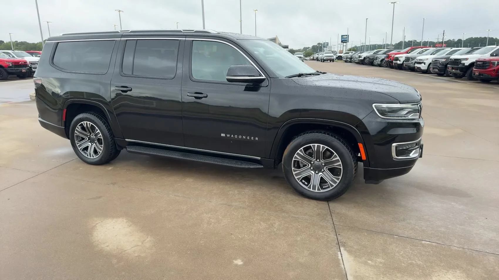 Used 2024 Diamond Black Crystal Pearlcoat Jeep Series II image 3