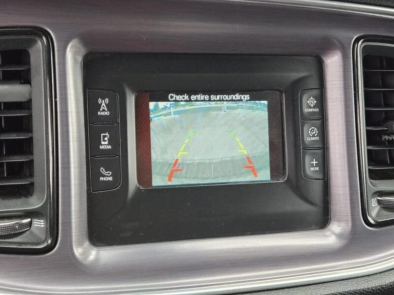 Used 2016 Bright White Clearcoat Dodge SXT image 15