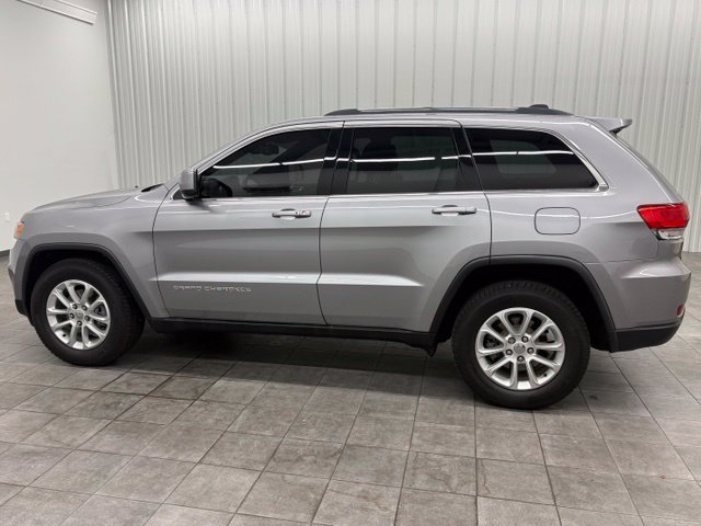 Used 2016 Silver Jeep Laredo image 6