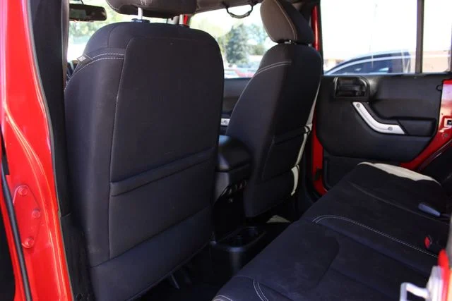 Used 2018 Red Jeep Unlimited Sahara image 21