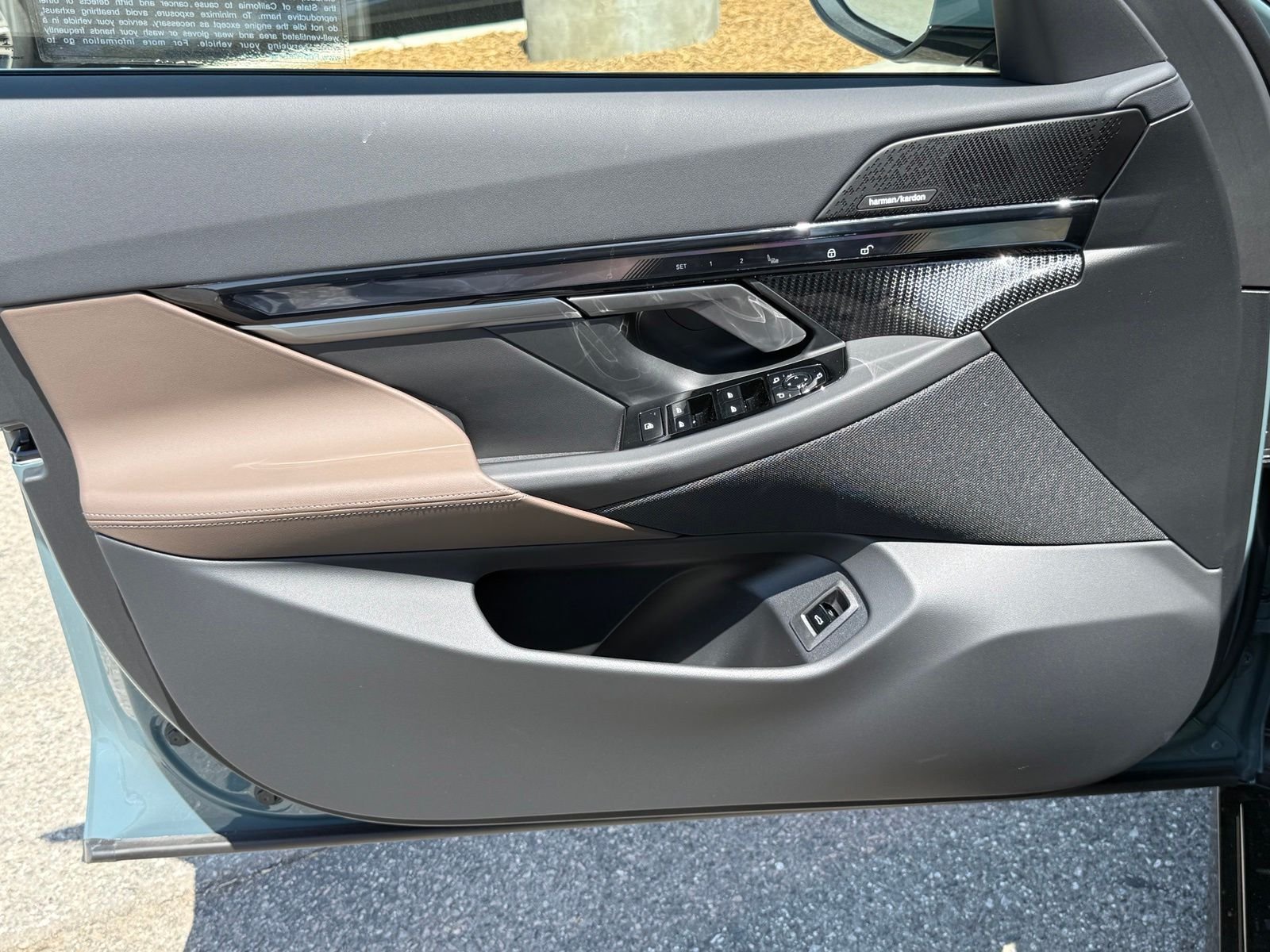 New 2027 Cape York Green Metallic BMW 530i image 18