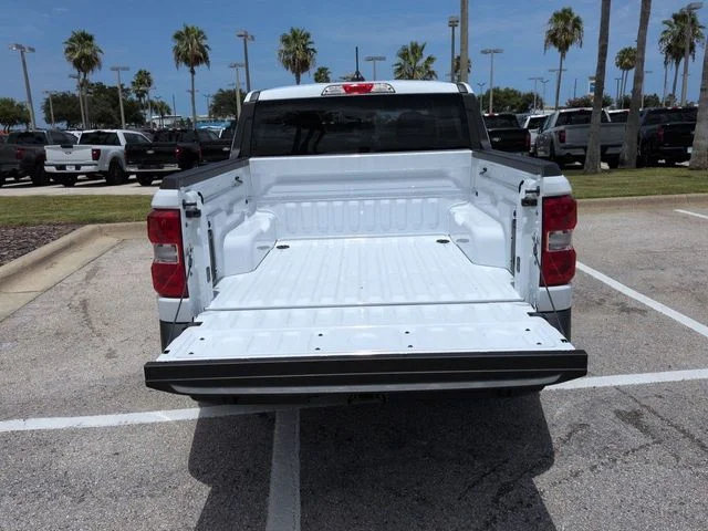 New 2026 Oxford White Ford XLT image 13