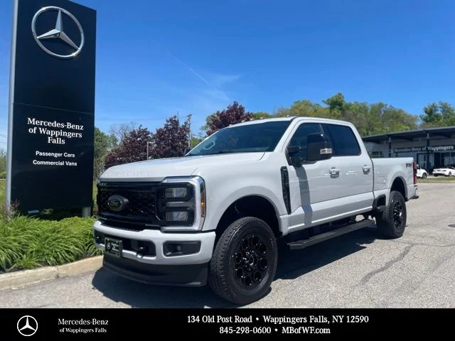 2025 Ford F-350 Lariat 4x4 Crew Cab 6-3/4' Box SRW's photo