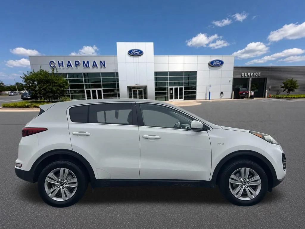 Used 2018 Clear White Kia LX image 4