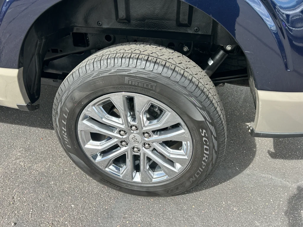 Certified Used 2025 Antimatter Blue Metallic Ford King Ranch image 35