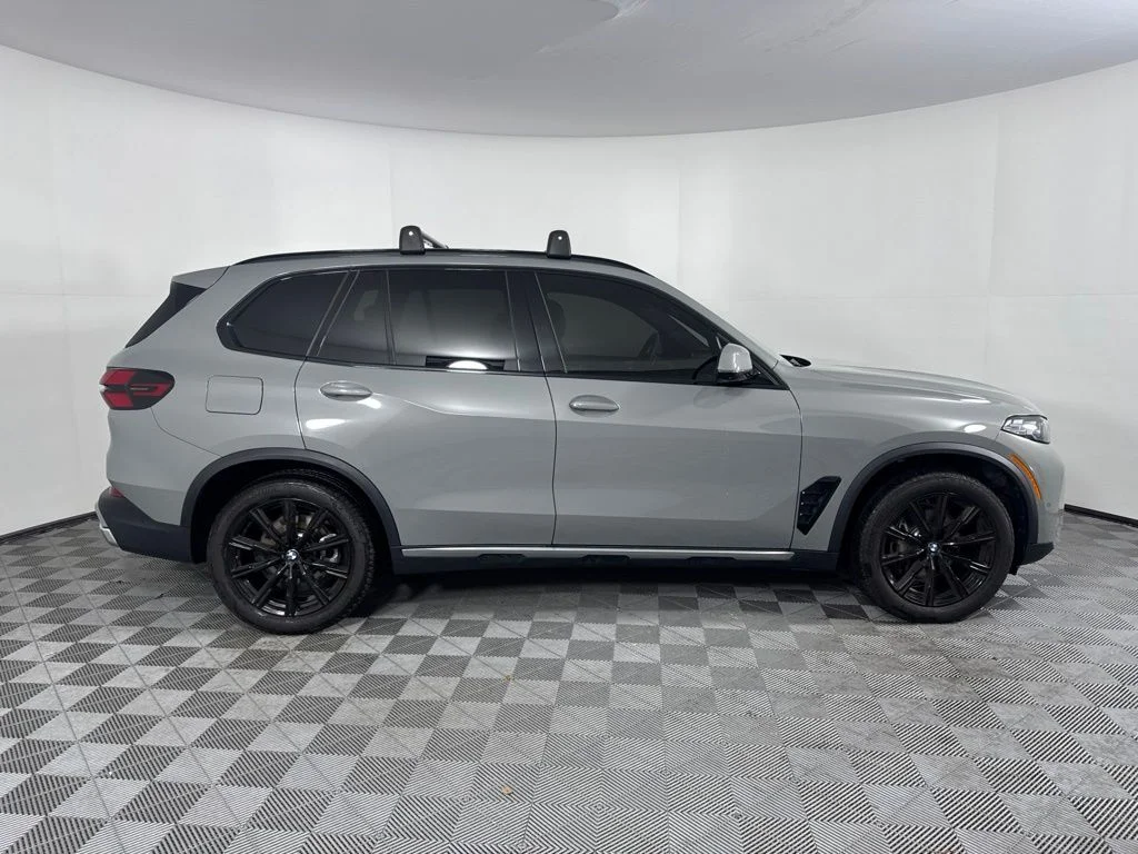 Certified Used 2025 Green BMW xDrive40i image 4