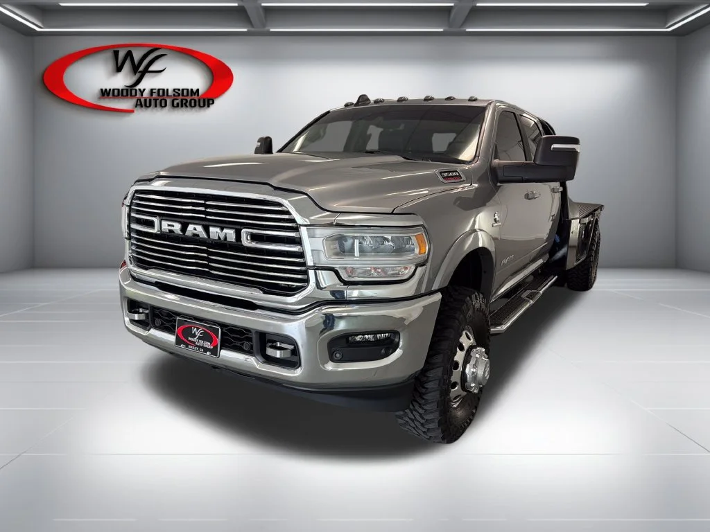 Used 2024 Silver Ram Laramie image 3