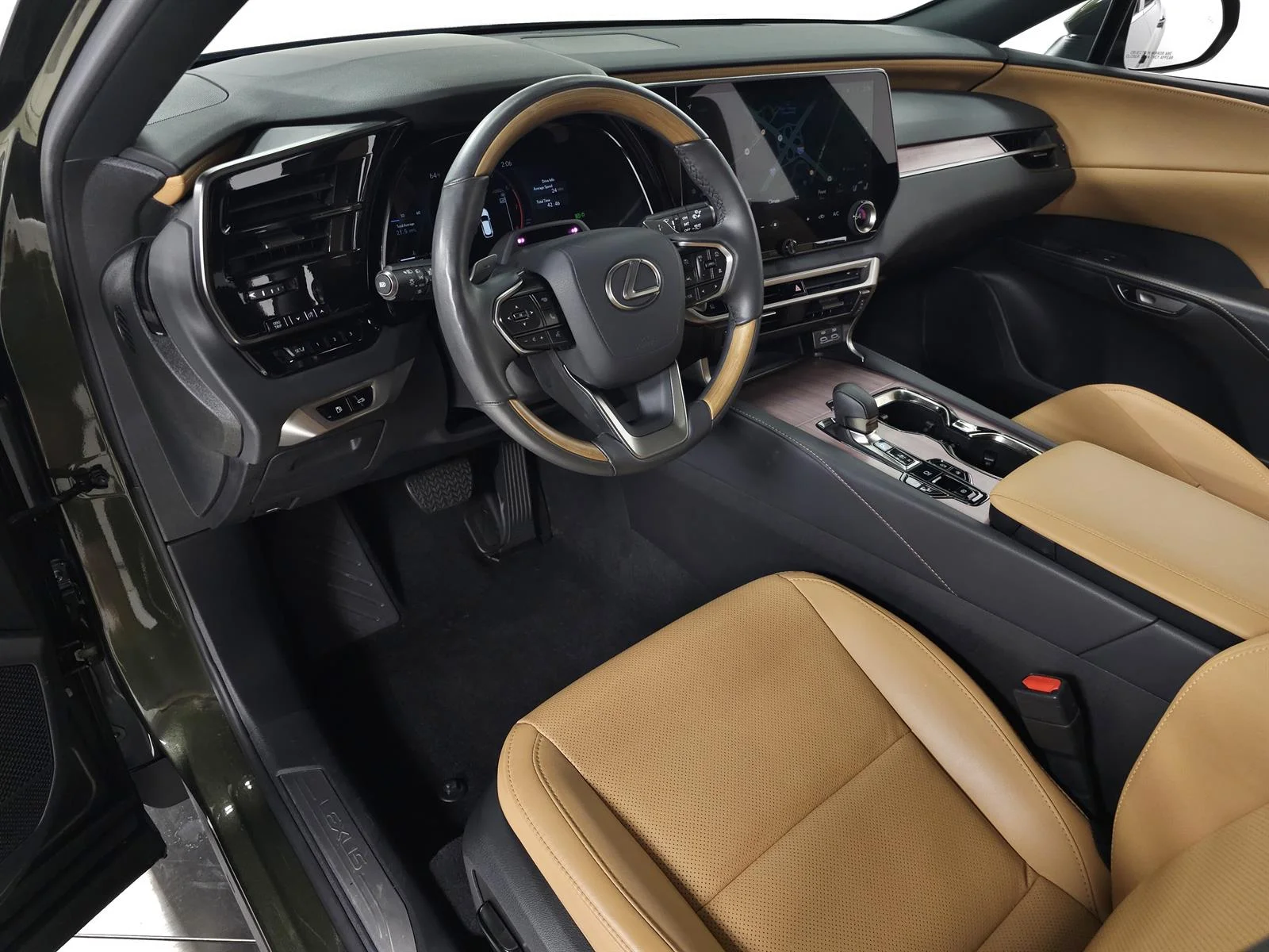 Certified Used 2025 Green Lexus PREMIUM image 17