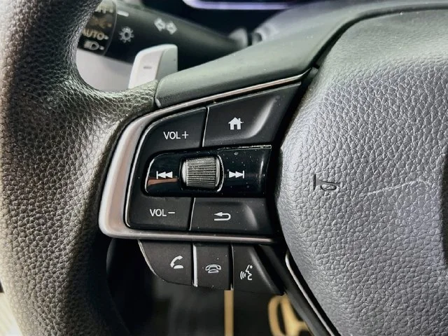 Used 2020 White Honda EX image 13