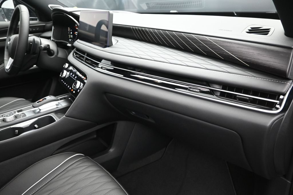 New 2027 2T MNRL BLK INFINITI Autograph AWD image 25