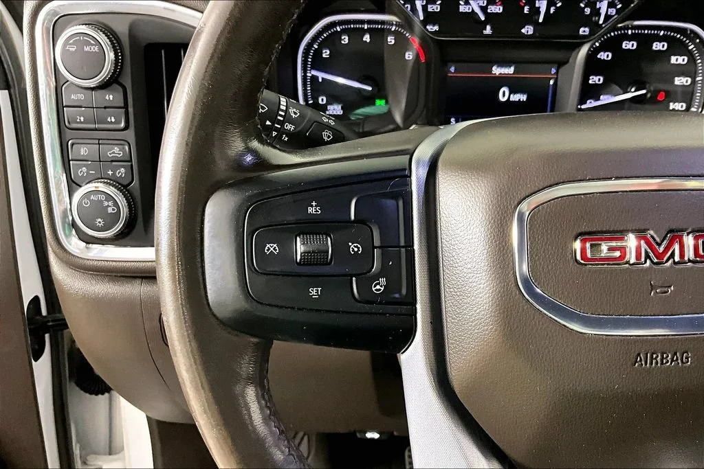 Certified Used 2022 Summit White GMC SLE image 10