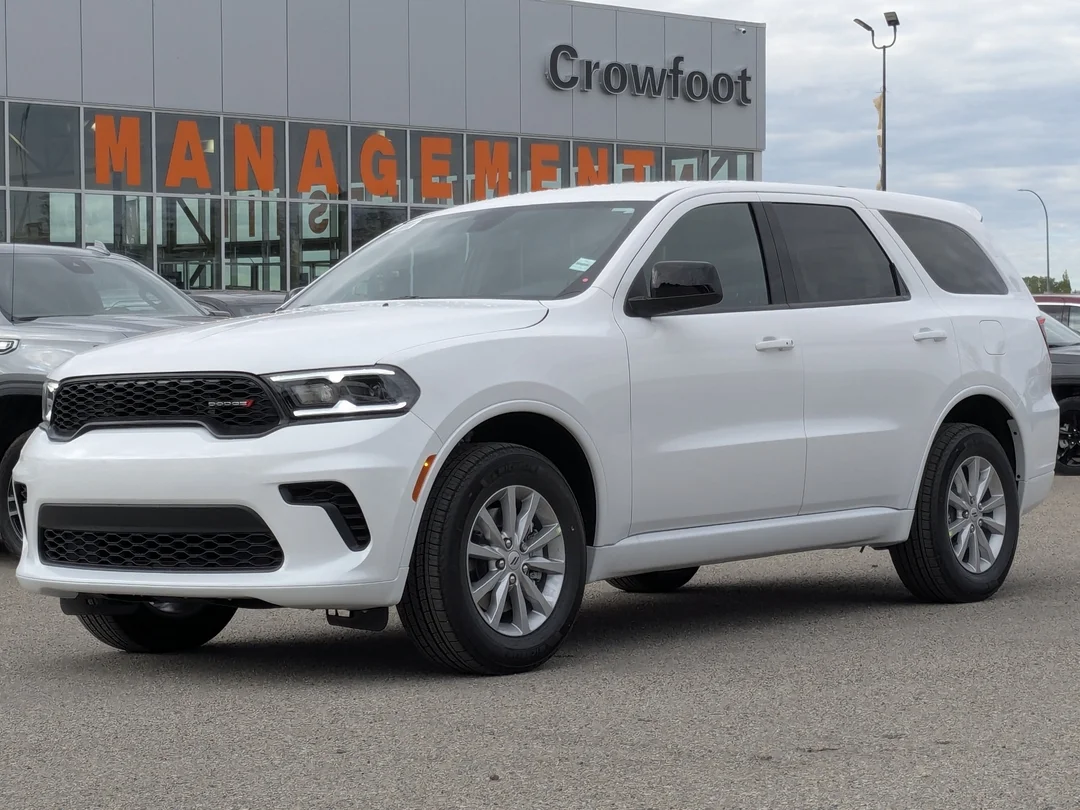New 2026 White Dodge SXT - - AWD - 3.6L Pentastar V6 - Michelin All- Season Tires - 18 Alum Wheels & More! image 4