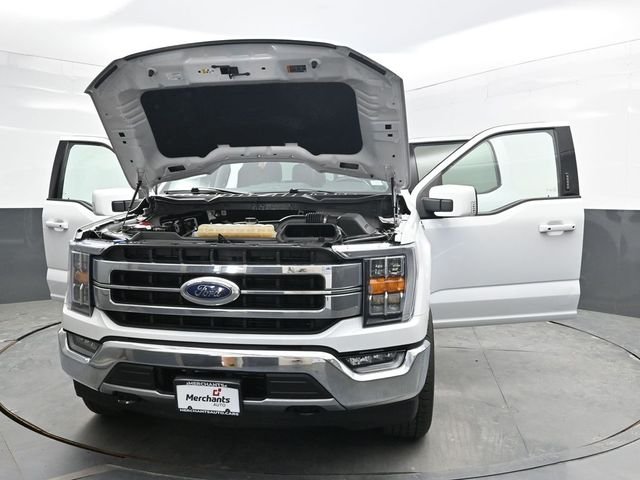 Used 2022 White Ford Lariat image 40