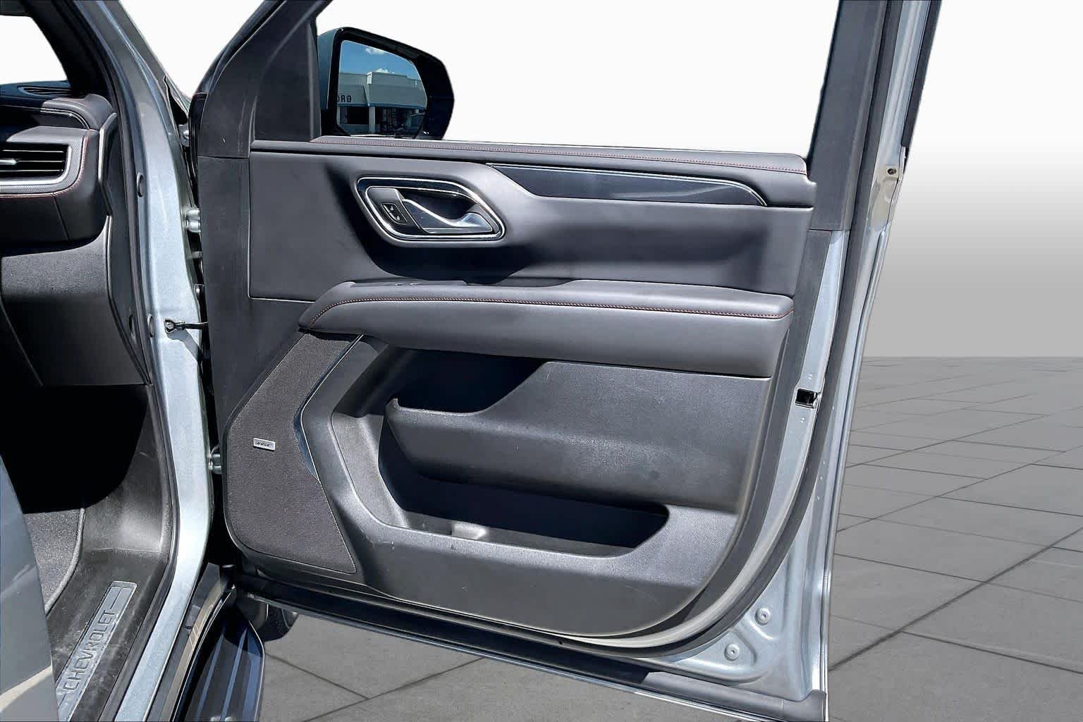 2024 Chevrolet Suburban RST - Photo 22