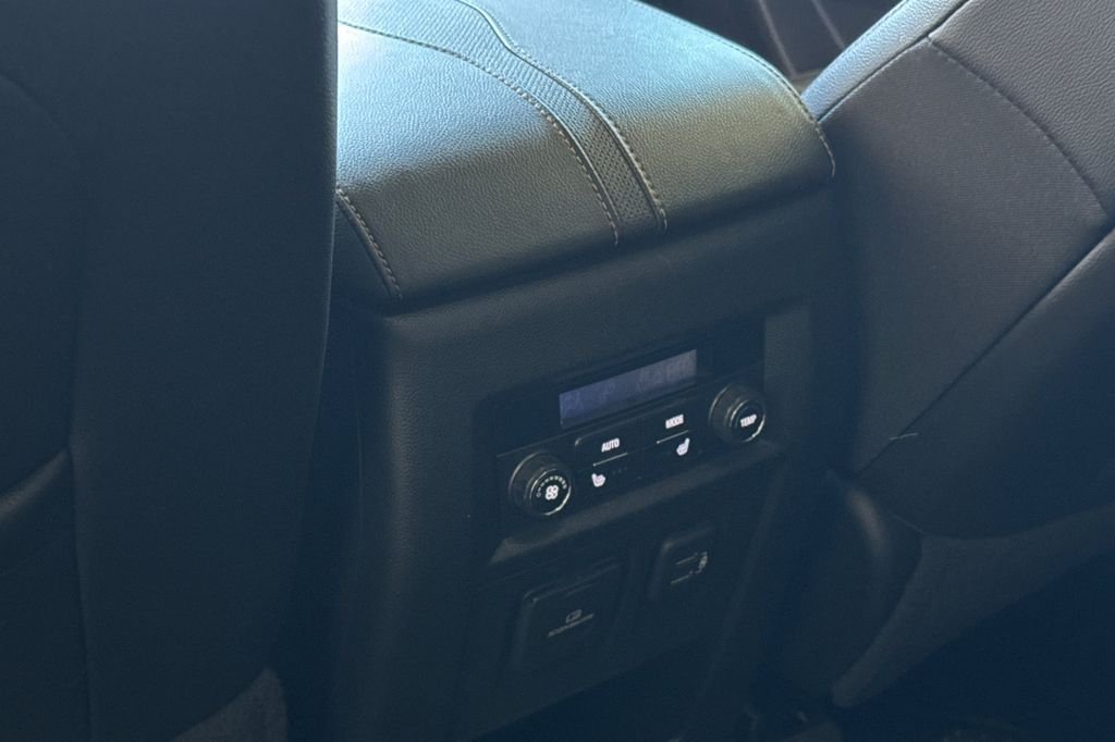 Used 2020 Satin Steel Metallic Chevrolet Premier image 16
