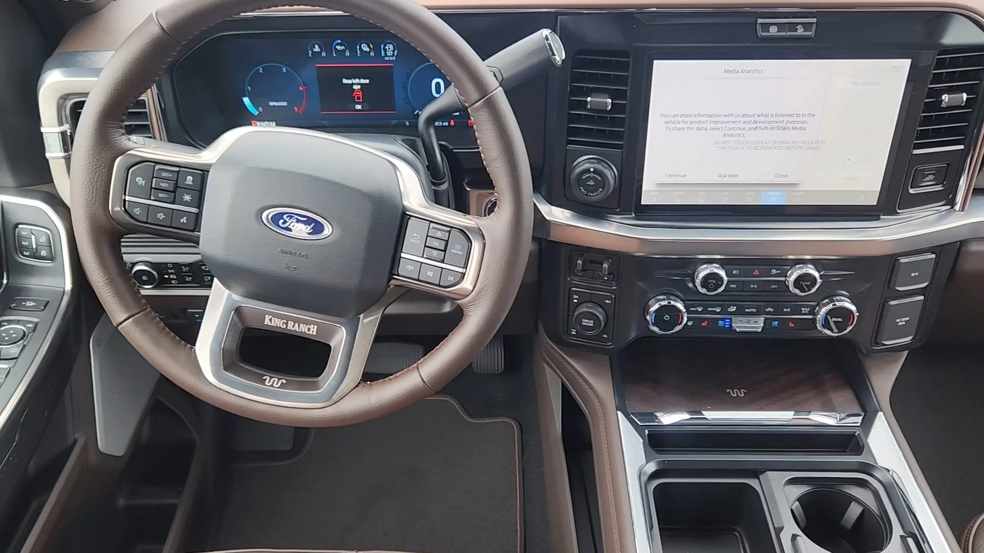 New 2026 Agate Black Metallic Ford King Ranch image 6
