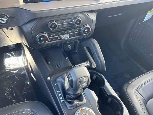New 2026 Avalanche Ford Outer Banks image 27
