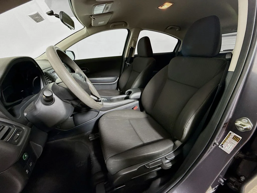 Used 2017 Modern Steel Metallic Honda LX image 19