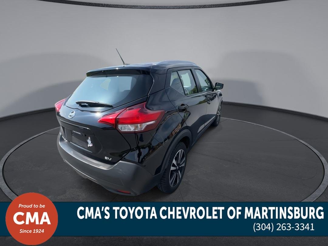 Used 2019 Super Black Nissan SV image 8