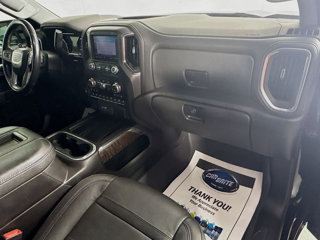 Used 2019 Onyx Black GMC Denali image 32