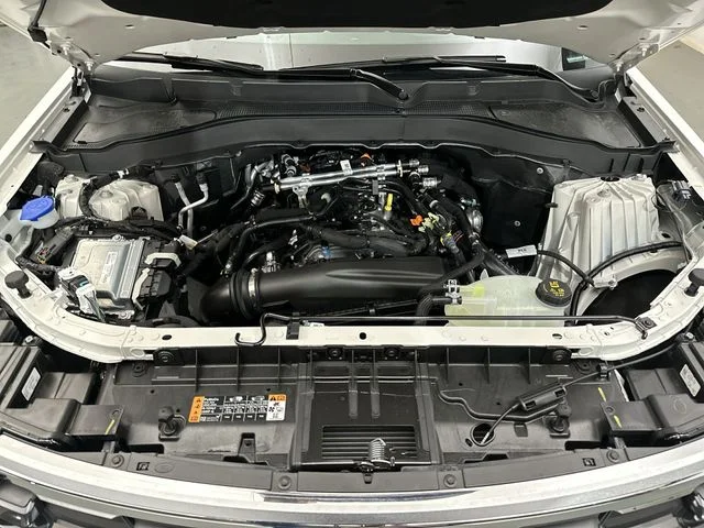 New 2026 Star White Metallic Tri-Coat Ford Active image 19