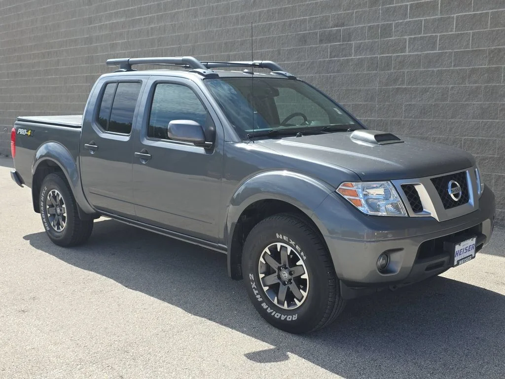 Certified Used 2019  Nissan PRO-4X image 14