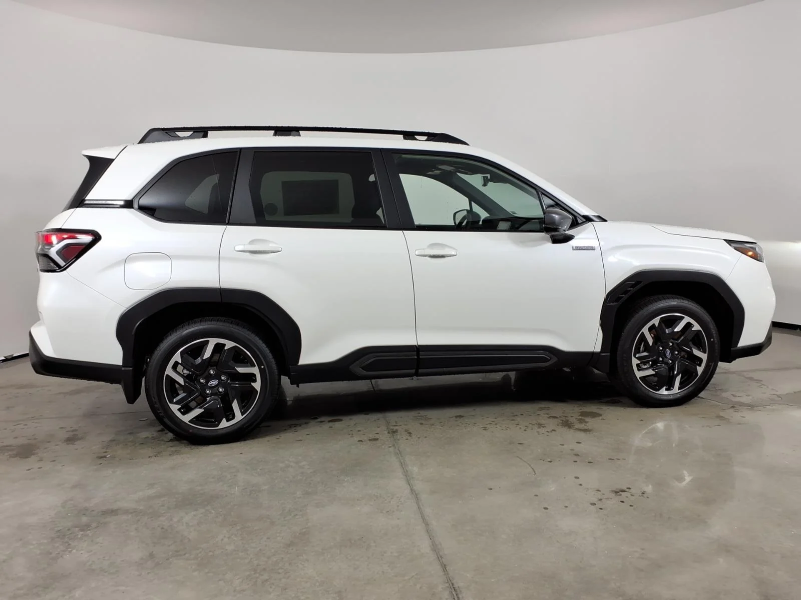 New 2026 CRYSTAL WHITE PEARL SUBARU Limited Hybrid image 35
