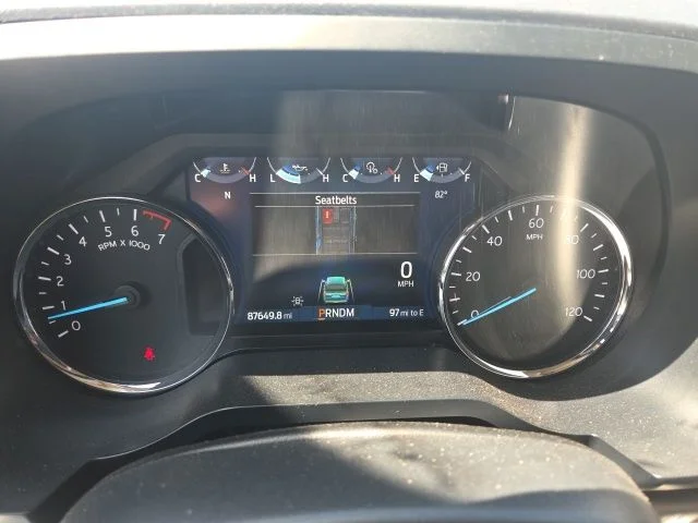 Used 2023 Oxford White Ford XLT image 19