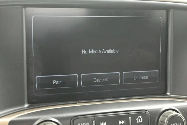 Used 2018 QUICKSILVER METALLIC GMC Denali image 16