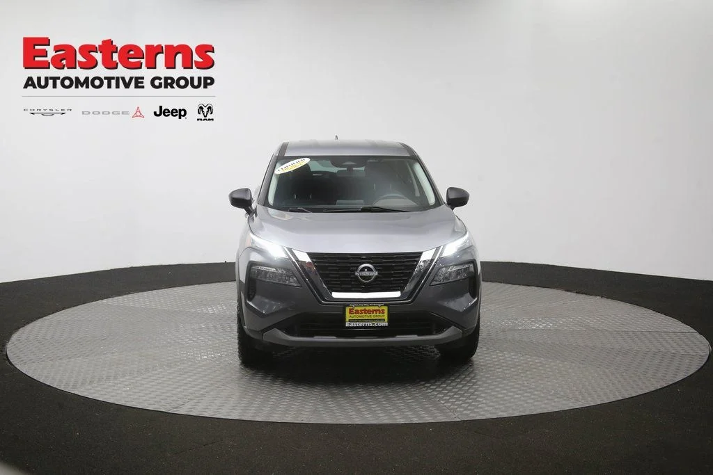 Used 2023 Gray Nissan SV image 52