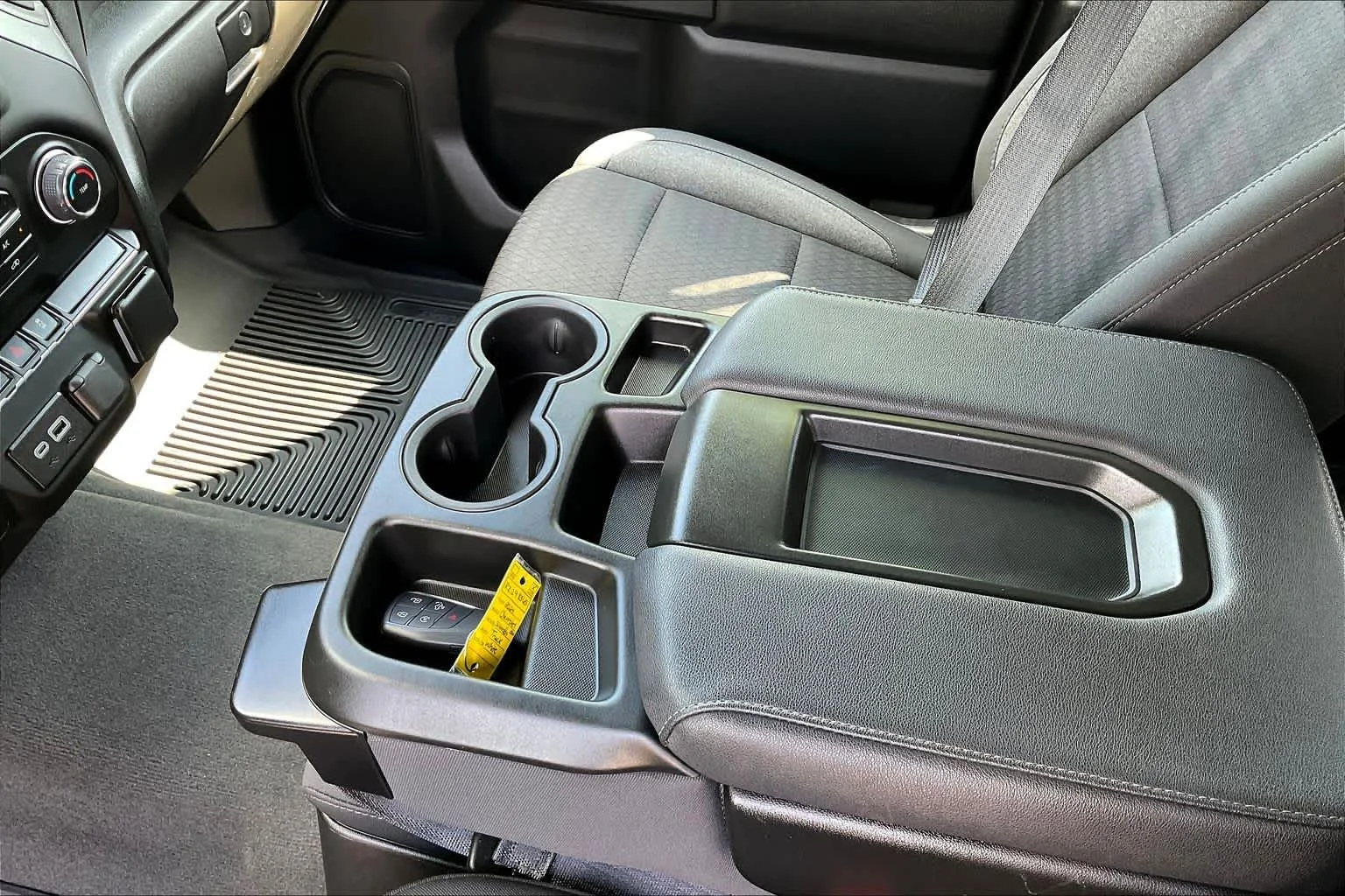 Used 2024 Summit White Chevrolet Custom image 31