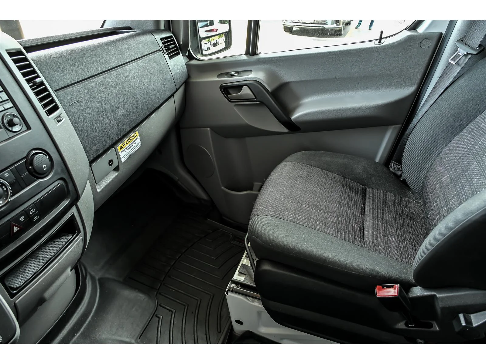 Used 2017 White Mercedes-Benz 2500 image 21