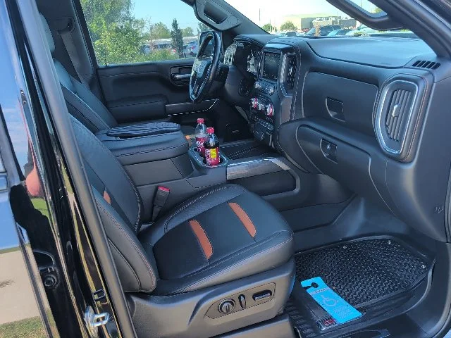 Used 2021 Black GMC AT4 image 10