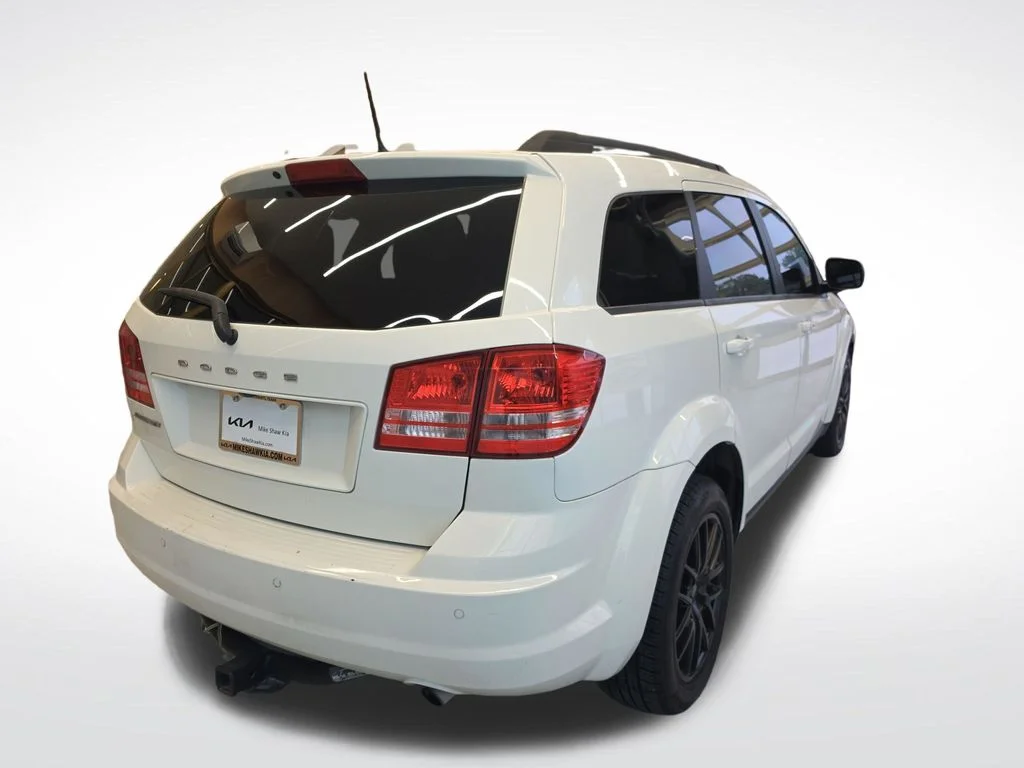 Used 2020 White Dodge SE image 6