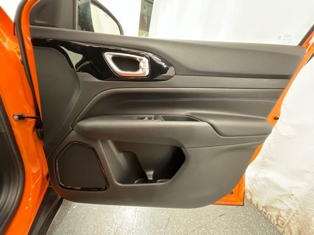 New 2026 Joose (DISC) Jeep Latitude image 22