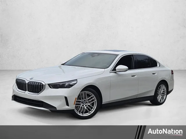 2025 BMW 5 Series 530i