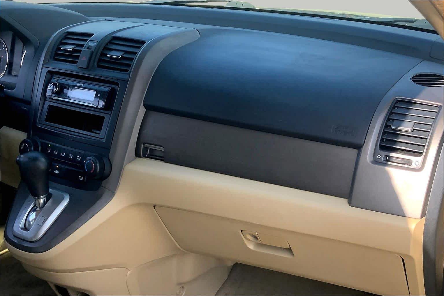 Used 2009 Borrego Beige Metallic Honda LX image 14