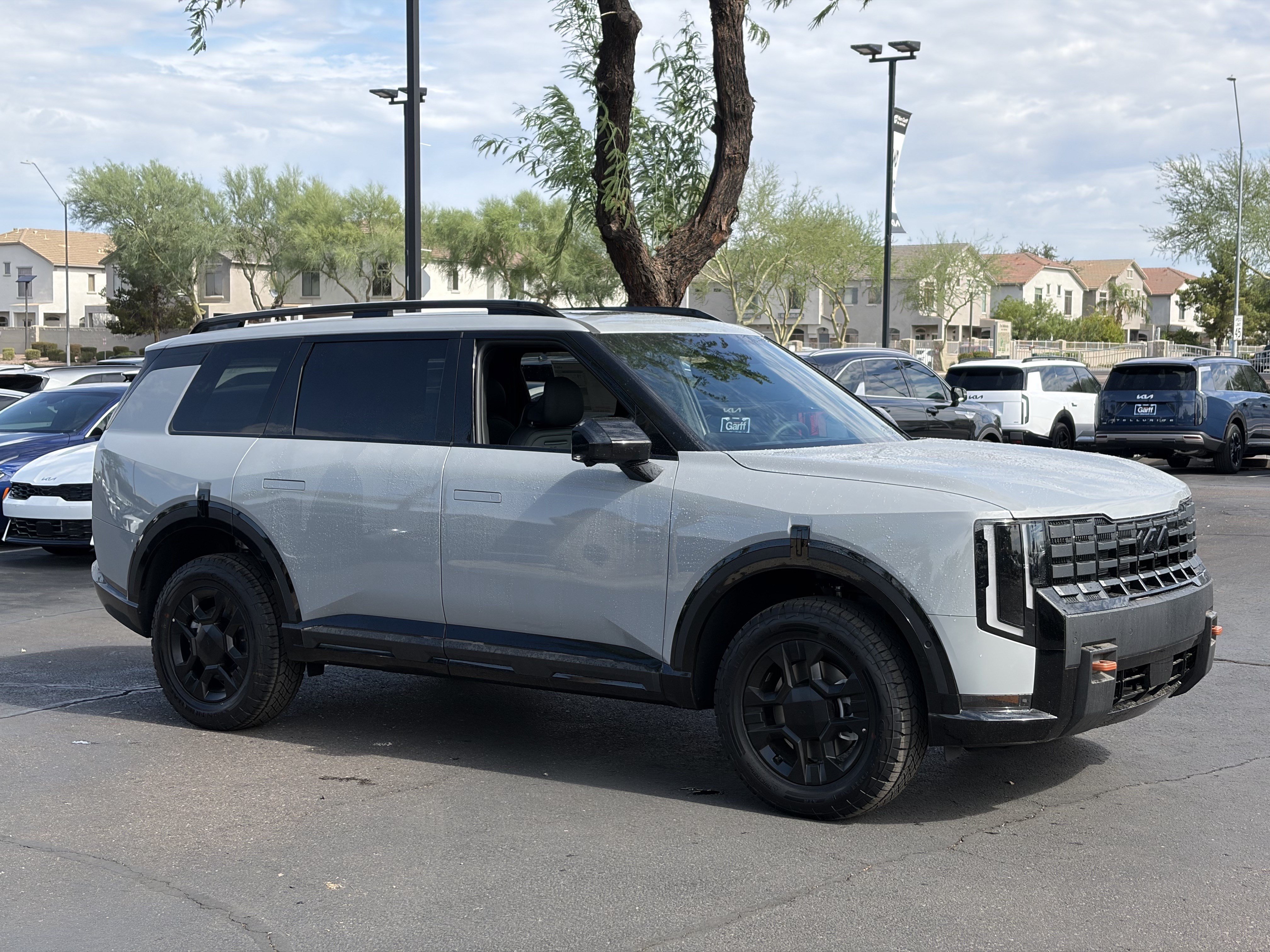 New 2027 Wolf Gray Kia X-PRO SX image 33