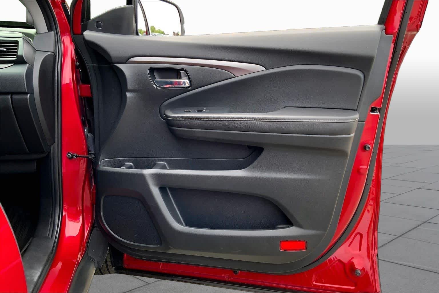 Certified Used 2021 Radiant Red Metallic Honda RTL image 23