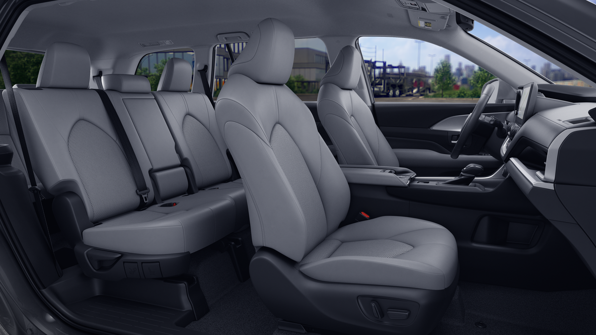 New 2026 Midnight Black Metallic Toyota XLE image 42