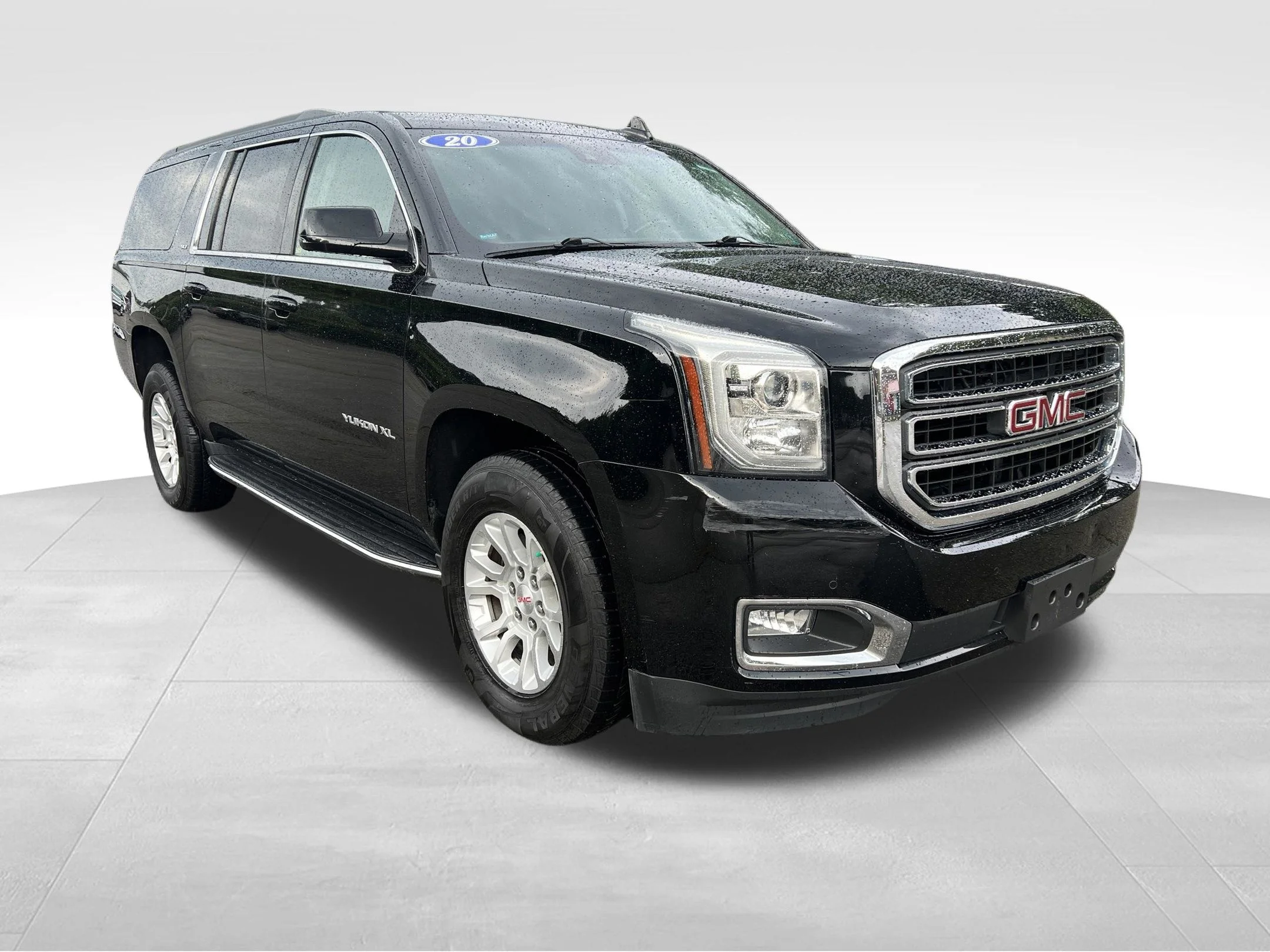 Used 2020 Black GMC SLT image 4