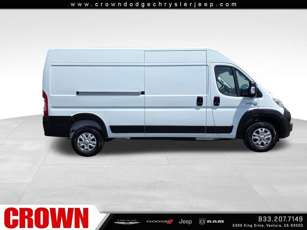 New 2025 Bright White Clear-Coat Exterior Paint RAM Tradesman image 8