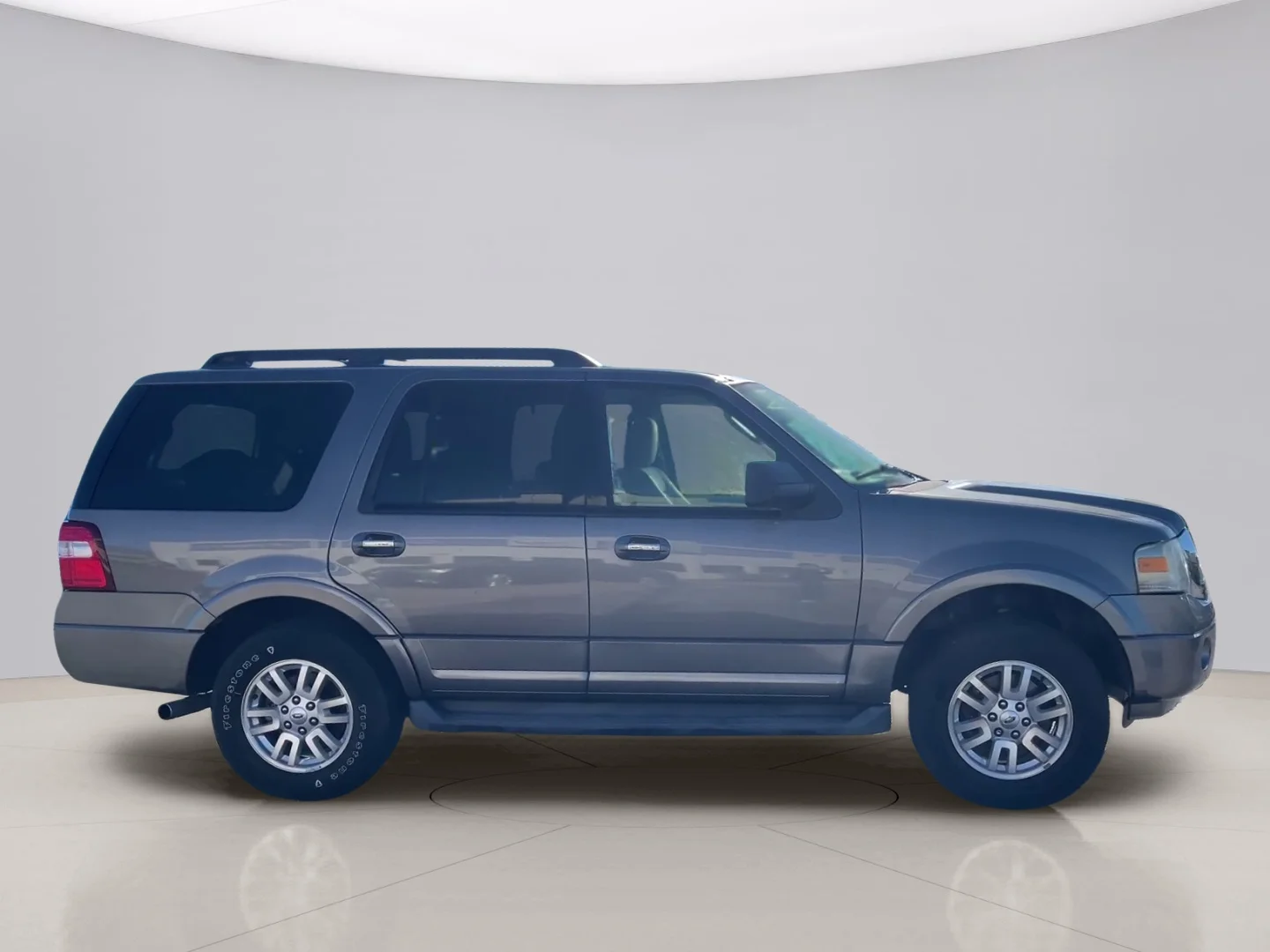 Used 2012 Gray Ford KING RANCH image 5