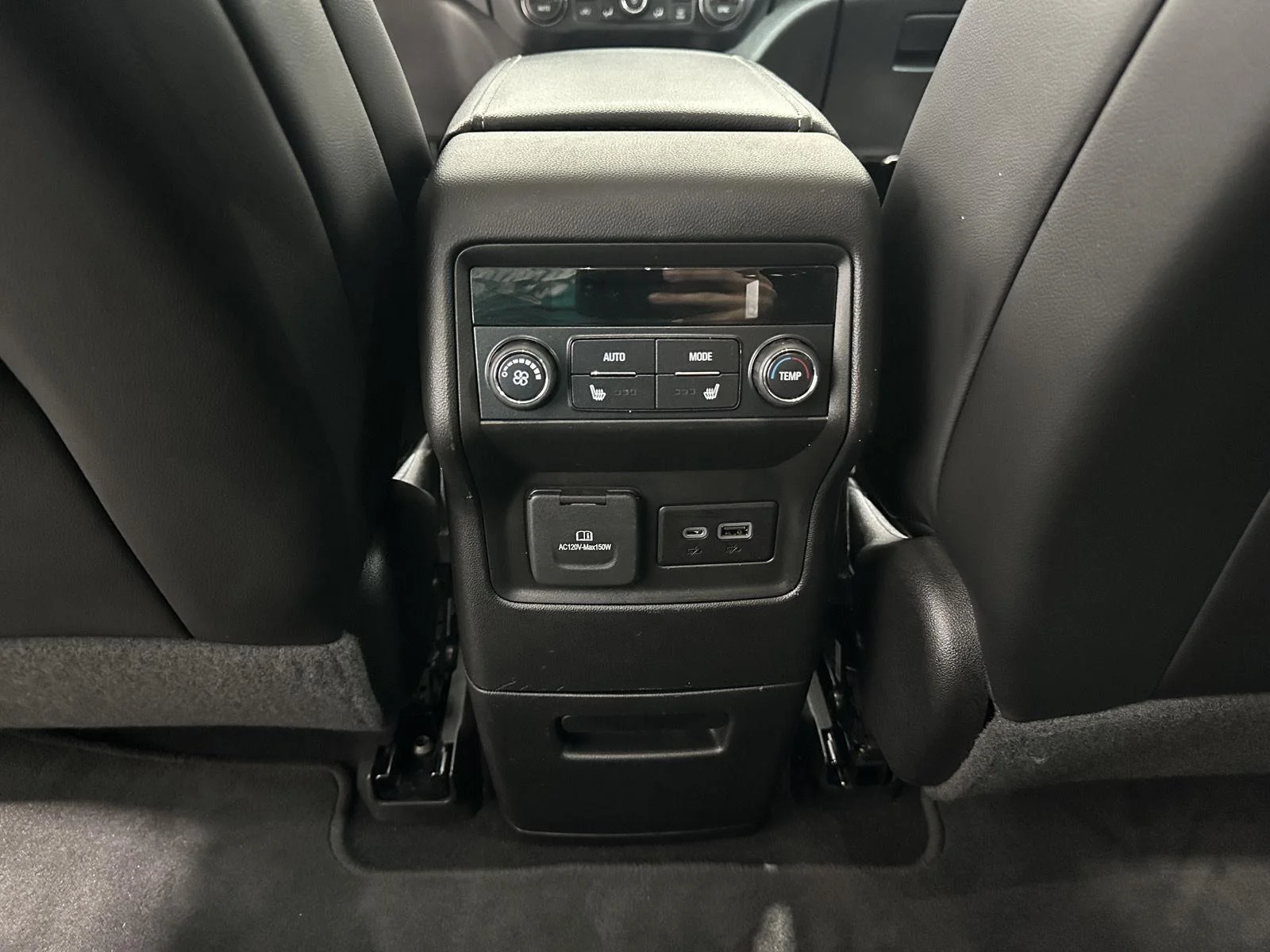 Used 2021 WHITE FROST TRICOAT GMC Denali image 21