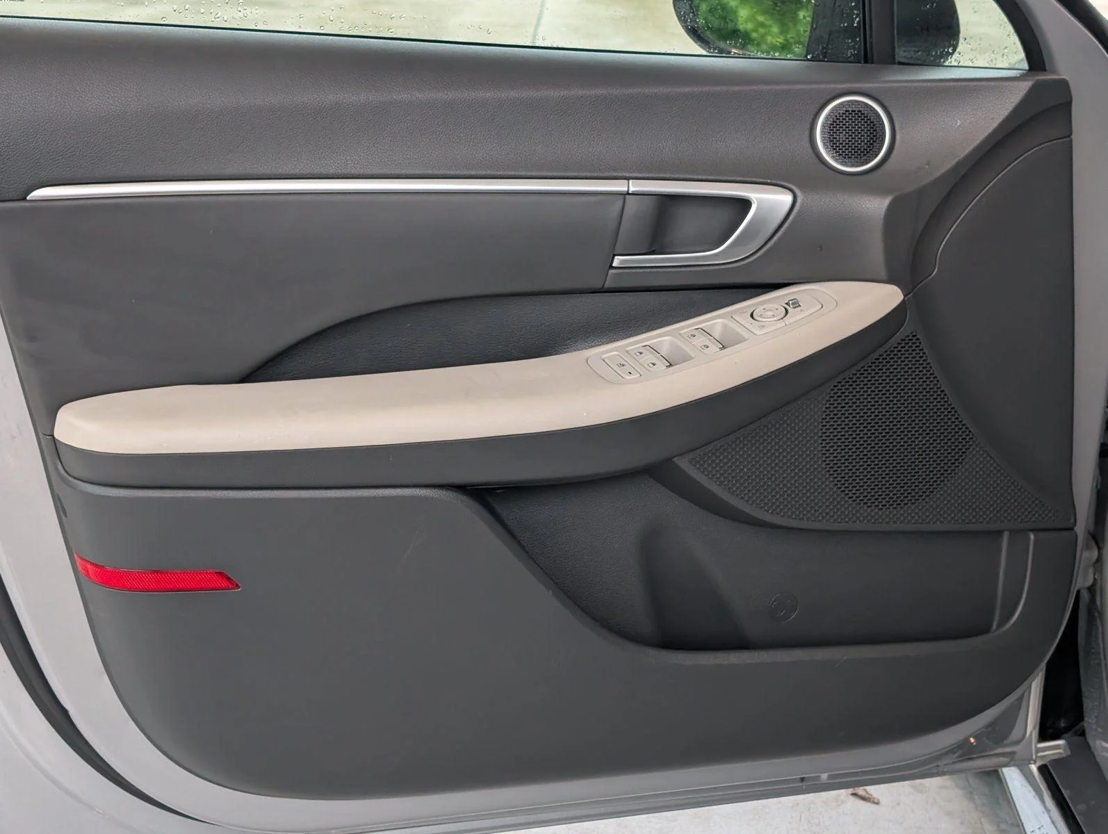 Used 2023 Curated Silver Hyundai SEL image 39